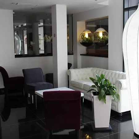 Kyriad Saint Quentin En Yvelines -