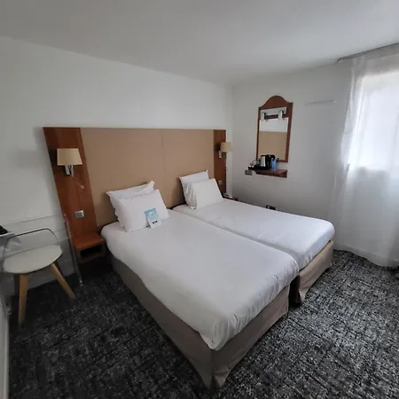 Kyriad Saint Quentin En Yvelines - Hotel 3*