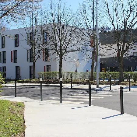 Hotel Kyriad Saint Quentin En Yvelines -