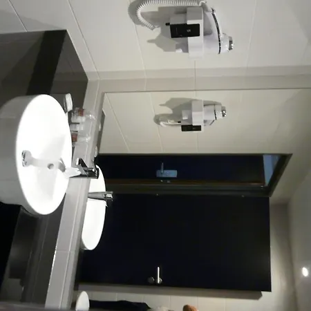 Kyriad Saint Quentin En Yvelines - Hotel 3*