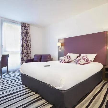 Kyriad Saint Quentin En Yvelines - Montigny-le-Bretonneux