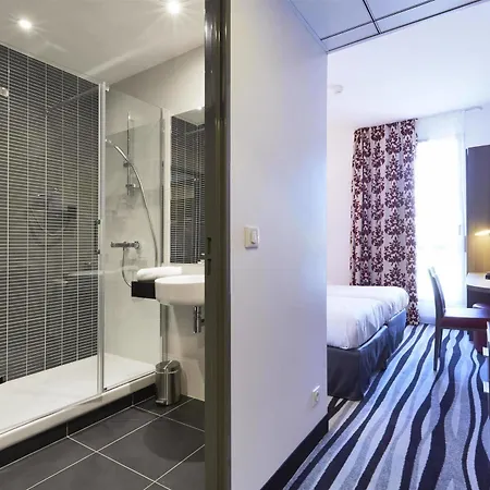 Hotel Kyriad Saint Quentin En Yvelines -